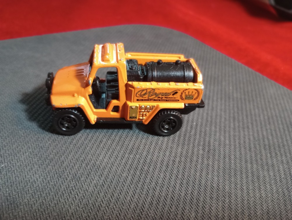 Matchbox Foam Fire Truck * Bug Terminator * Orange * 2001 * Thailand