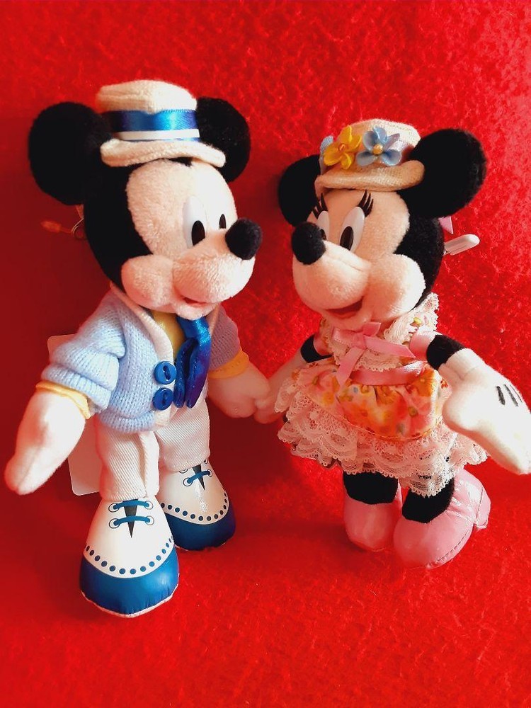 Disney Plush Bundle Mickey and Minnie Mouse with Badge Accessories