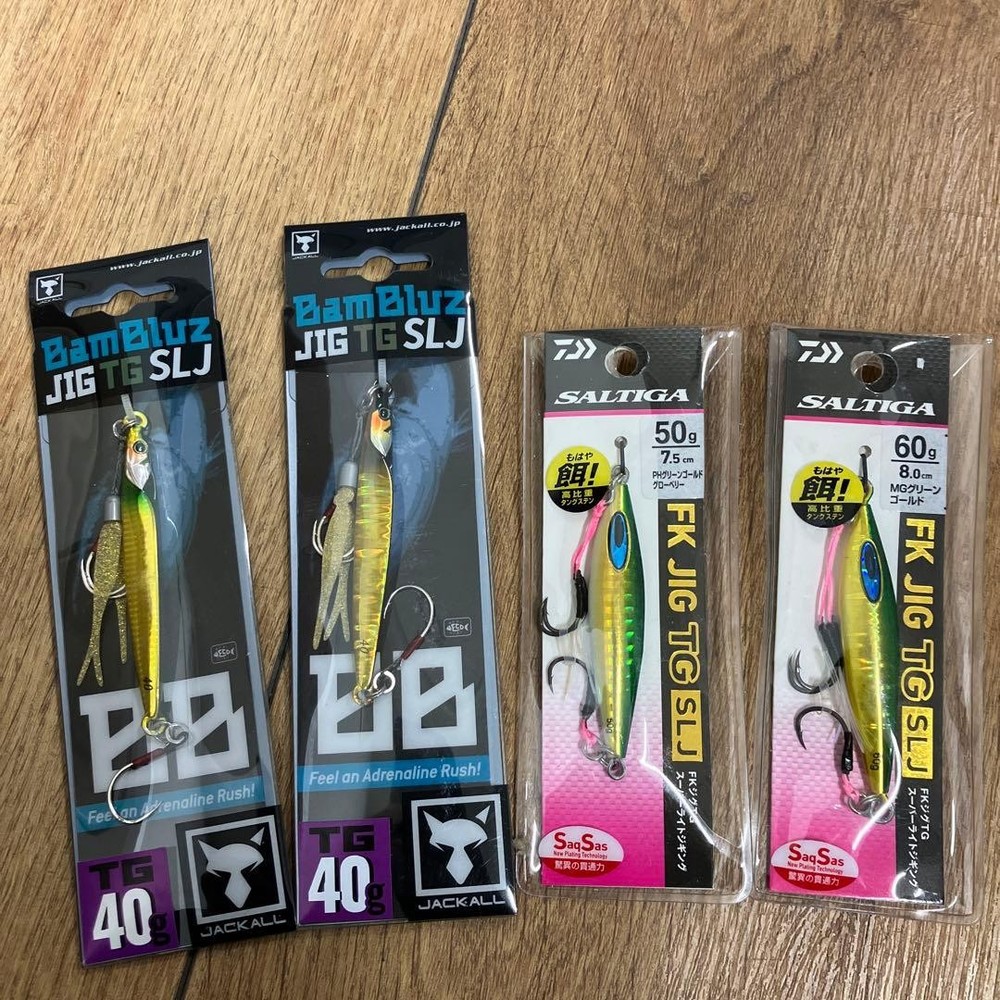 JACKALL Metal Jig Bumbles TG 40g Set for Light Saltwater Fishing, Strong Colors