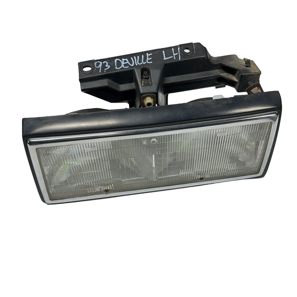 1993 Cadillac DeVille Fleetwood Driver Side OEM Headlight 91 92 93