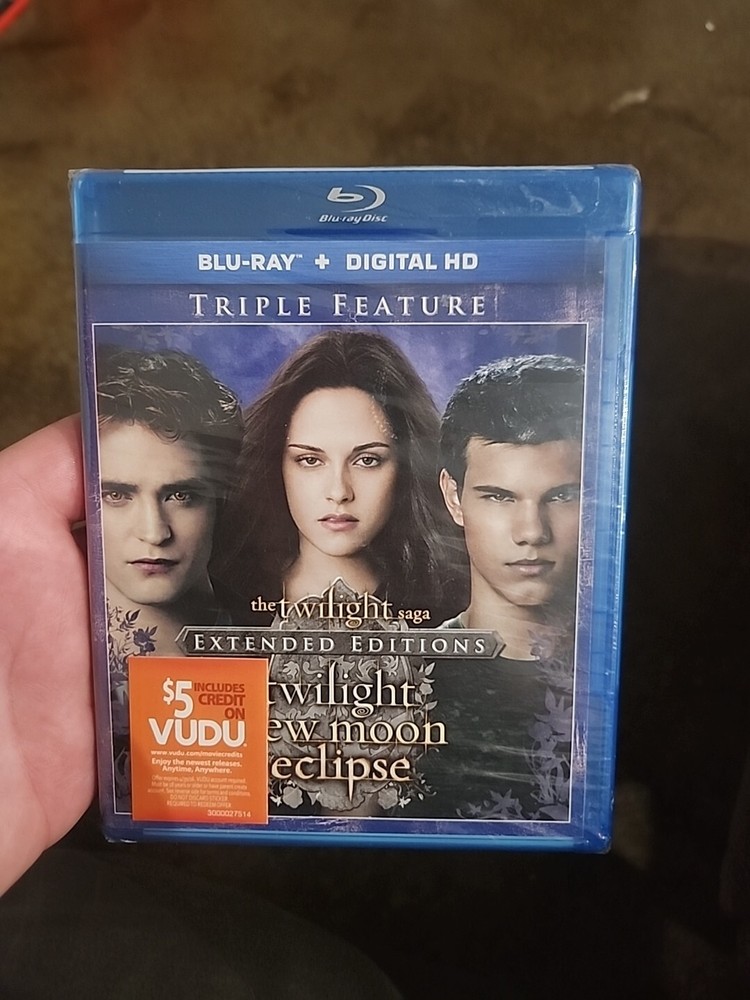 The Twilight Saga Extended Editions (Blu-ray) New Moon Eclipse Triple Feature