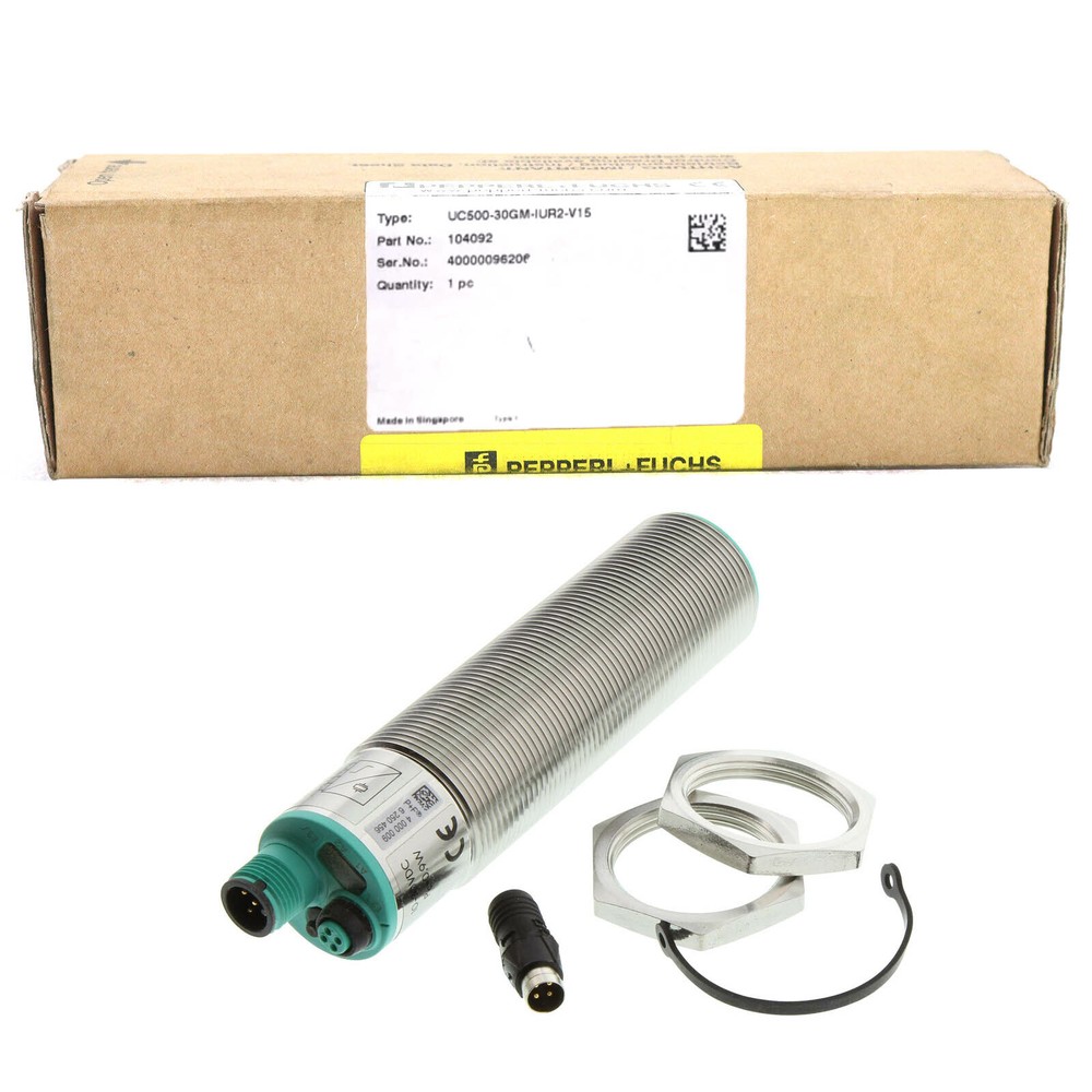 1PC pepperl+fuchs UC500-30GM-IUR2-V15 104092 ultrasonic sensor New