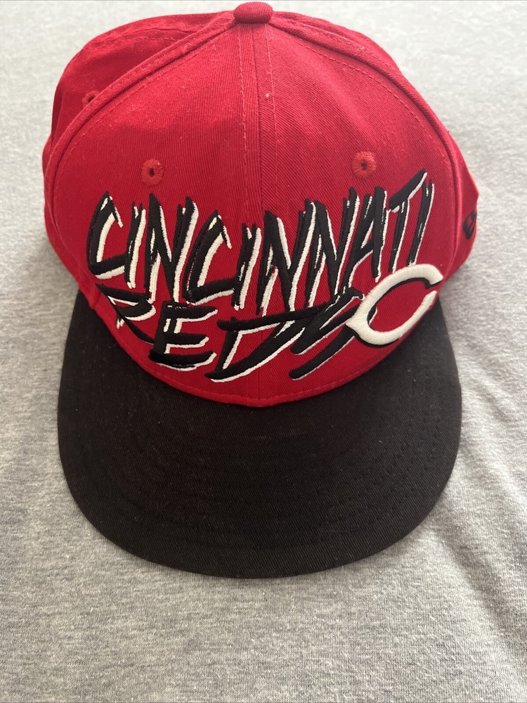 Cincinnati Reds Red Black New Era Hat Snapback Baseball Hat Merchandise MLB