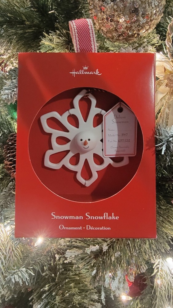 Hallmark Keepsake - Snowman Snowflake Ornament - NEW