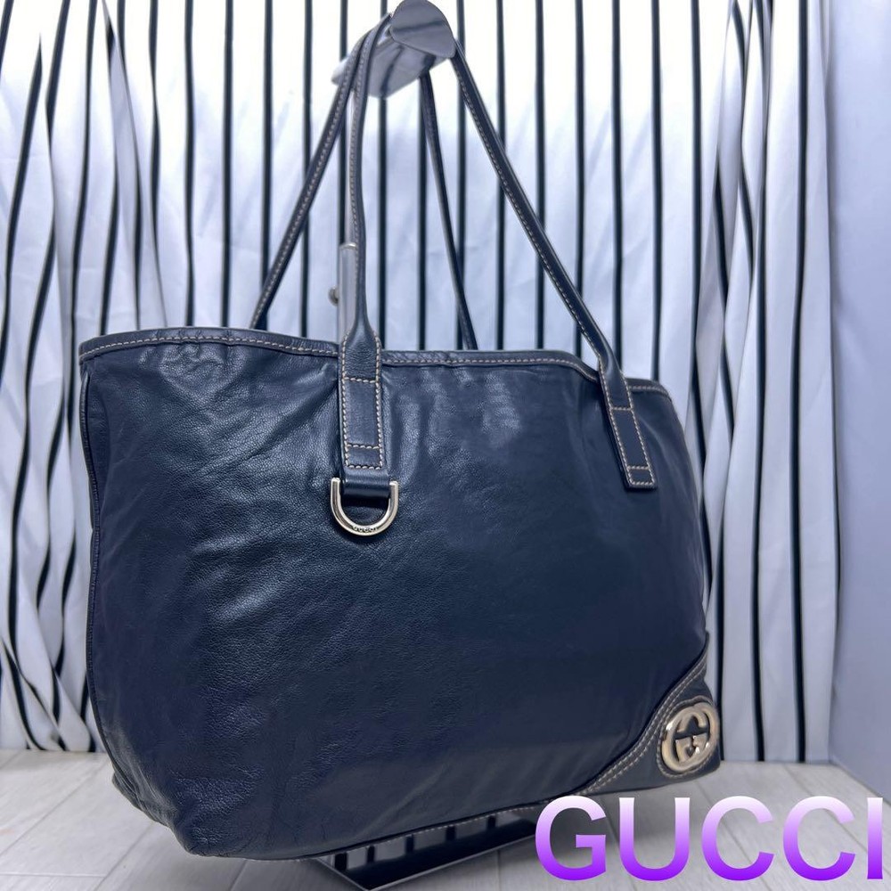 Gucci Interlocking G Large Leather Tote Bag with Ample Storage