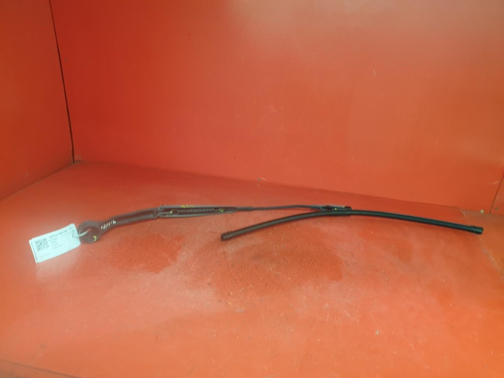 FORD KUGA LEFT FRONT WIPER ARM 2013 5 DOOR HATCH