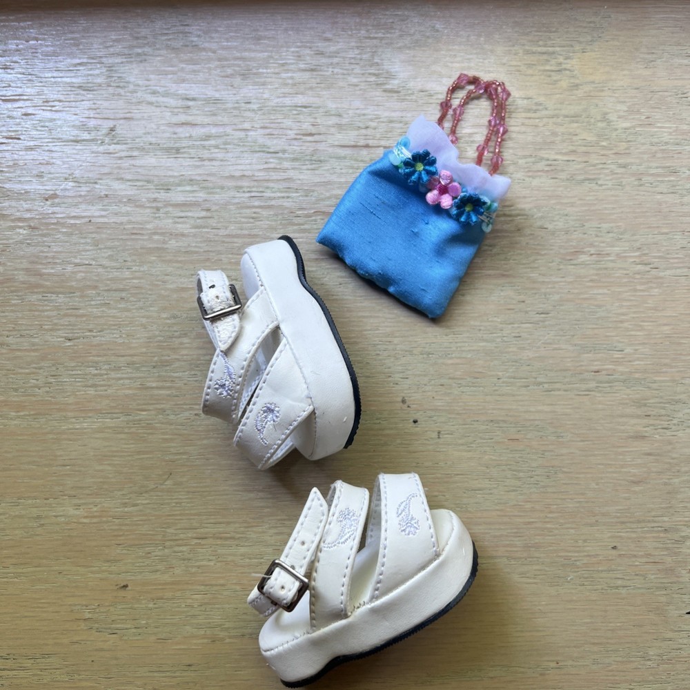 American Girl Periwinkle Outfit White Buckled Sandals with Floral Purse
