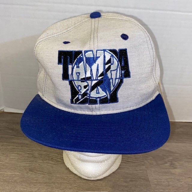 Vintage 90s Tampa Bay Lightning Snapback Hat #1 Apparel NWT Deadstock