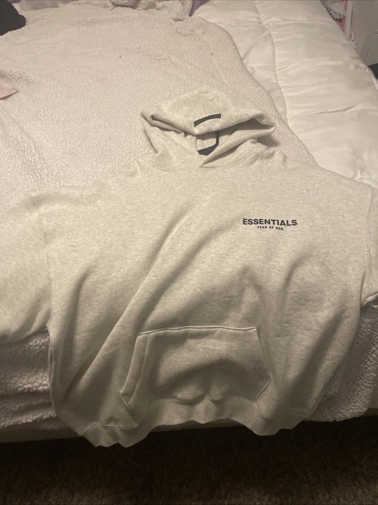 Essentials Hoodie White Size M Brand New with Tags 100% Authentic
