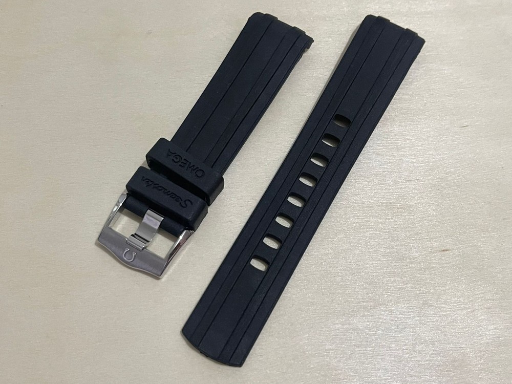20mm Omega Seamaster 300 Black Rubber Watch Strap with Solid Buckle