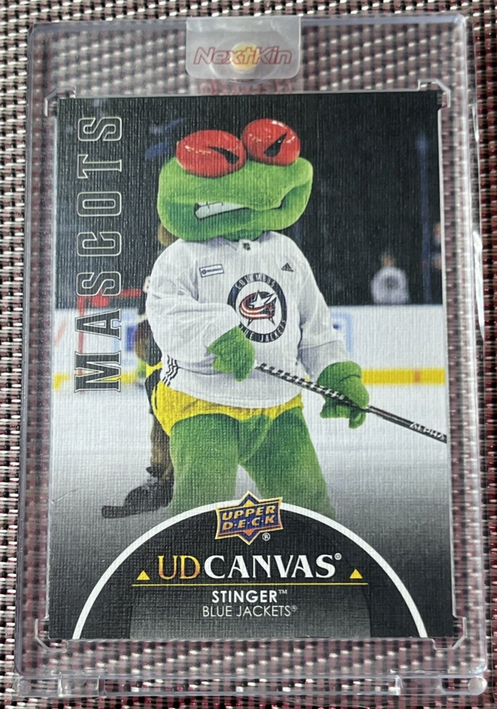 2021-22 UD Extended Series Mascots Stinger Canvas Black Parallel SSP C399 INSERT