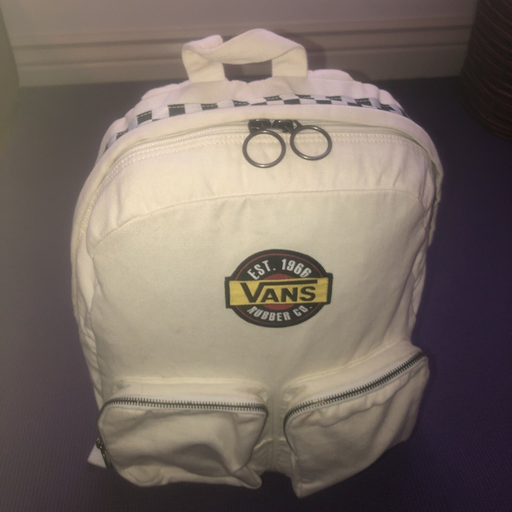 Vans Checkered Backpack with Laptop Sleeve 2 Pockets White Metal Zippers