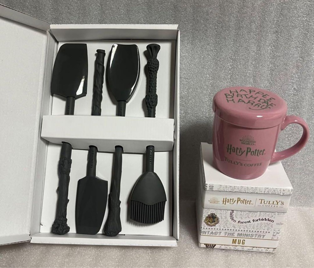 Harry Potter Le Creuset Magical Spatula Mug by Tully's Collectible Official Merchandise