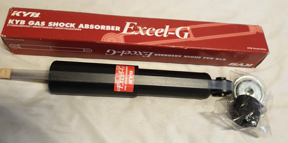 KYB Front Shock Absorber for ISUZU RODEO TFR TFS D-MAX 2003-2012 Models