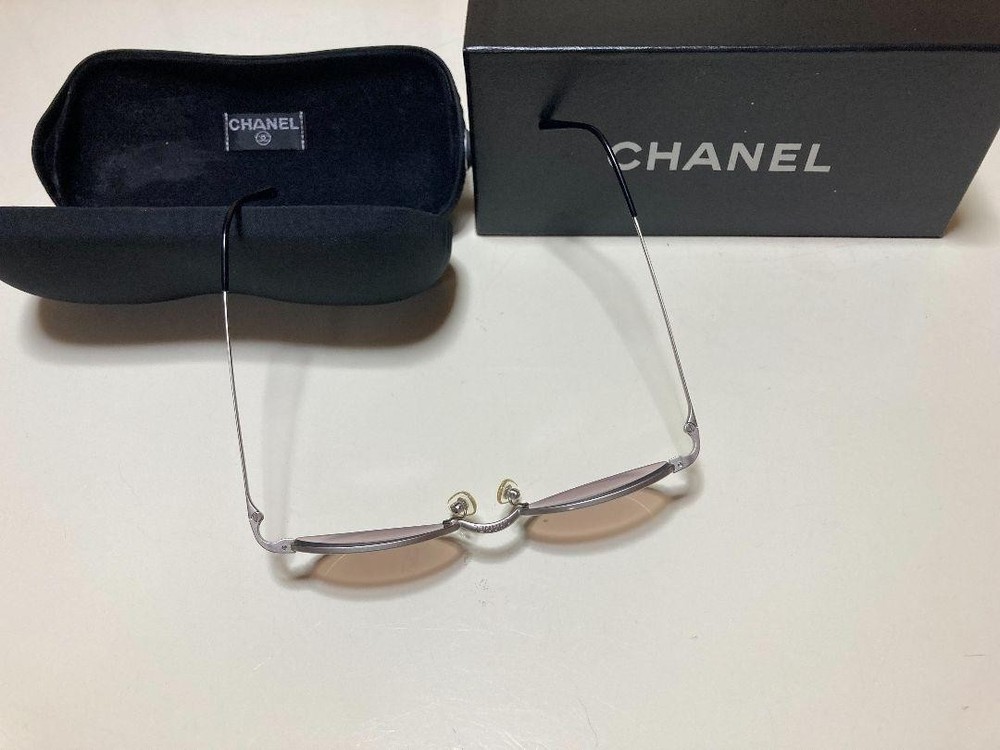 Chanel Metal Frame Sunglasses with Case & Box Like New