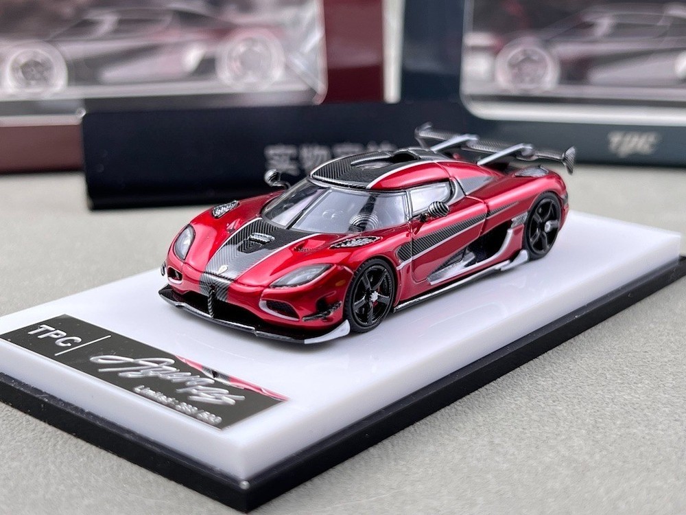 EY TPC 1:64 Red Agera RS Racing Sports Model Diecast Display Car
