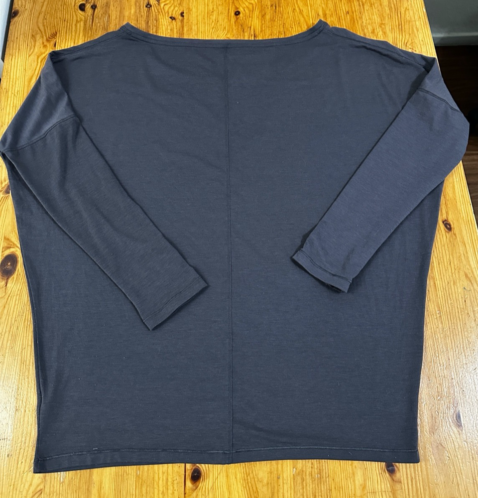 Athleta Women's Boatneck Long Sleeve Top Gray size Medium Activewear