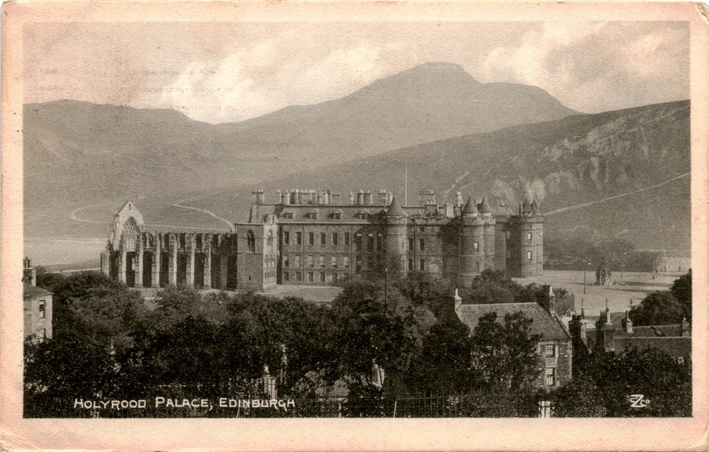HOLYROOD PALACE, EDINBURGH, MACY & REVENUE, AL Postcard