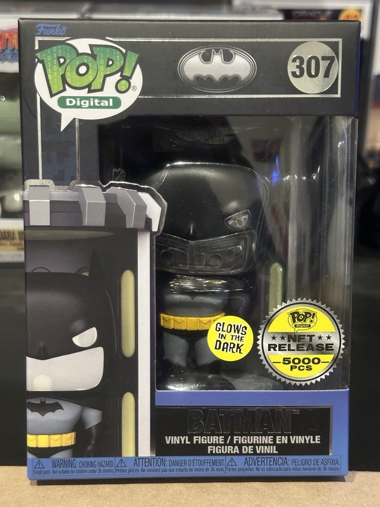 Funko Pop! Digital #307 Batman 85th GITD Ultra LE 5000 With Protector