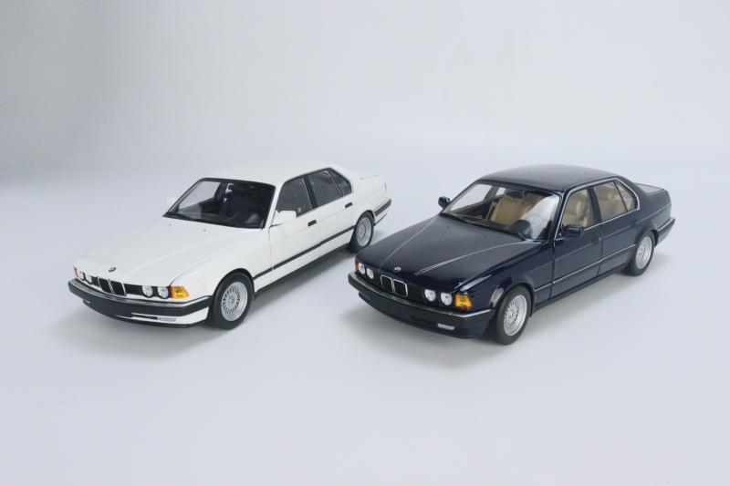 MINICHAMPS 1:18 Scale BMW 730i E32 1986 Full Open Blue and White Diecast Model Car with Detailed Interior and Authentic Design