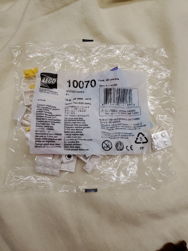 LEGO Seasonal Reindeer 10070 Perfect Stocking Stuffer for LEGO Fans-image