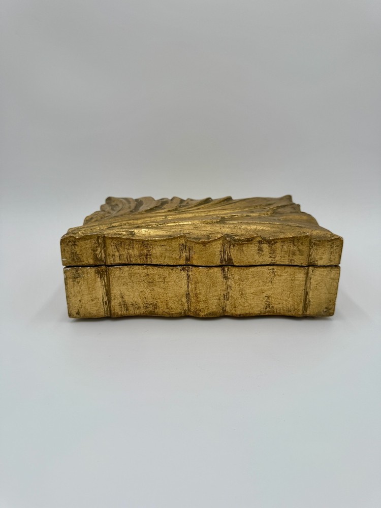 Rare Vintage Large Italian Gold Gilt Leaf Florentine Wood Rectangular Box