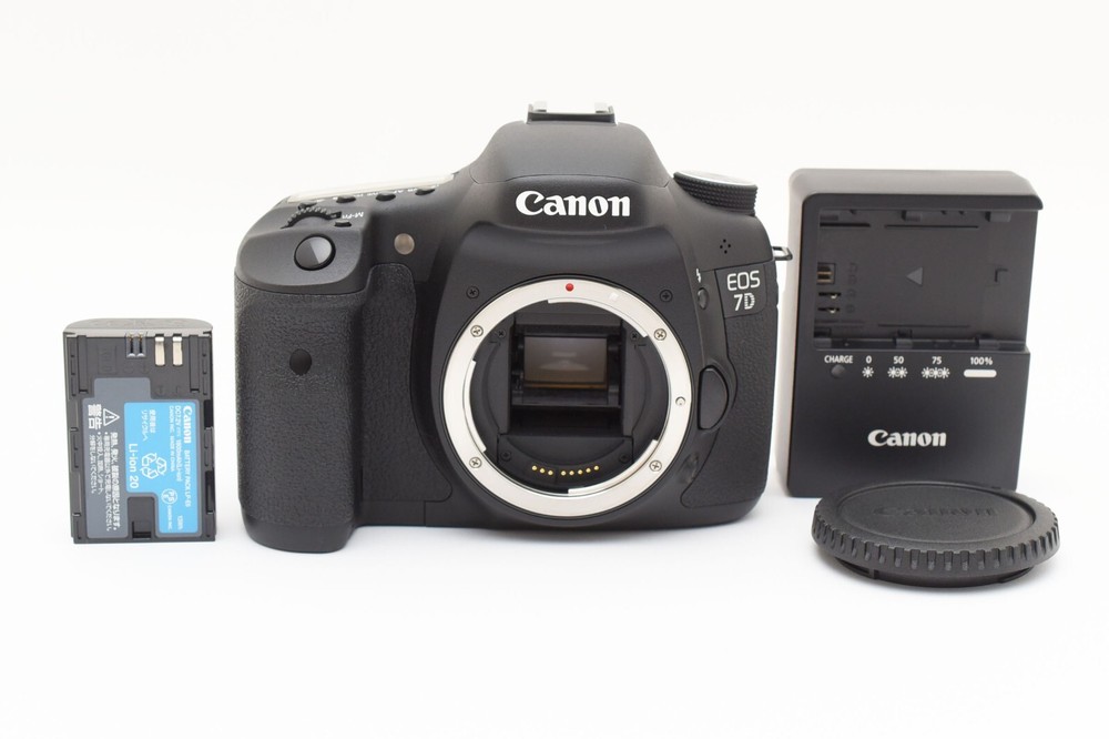 [TOPMINT] Canon EOS 7D 18.0MP Digital SLR Camera Body (2,844 Shots) From Japan