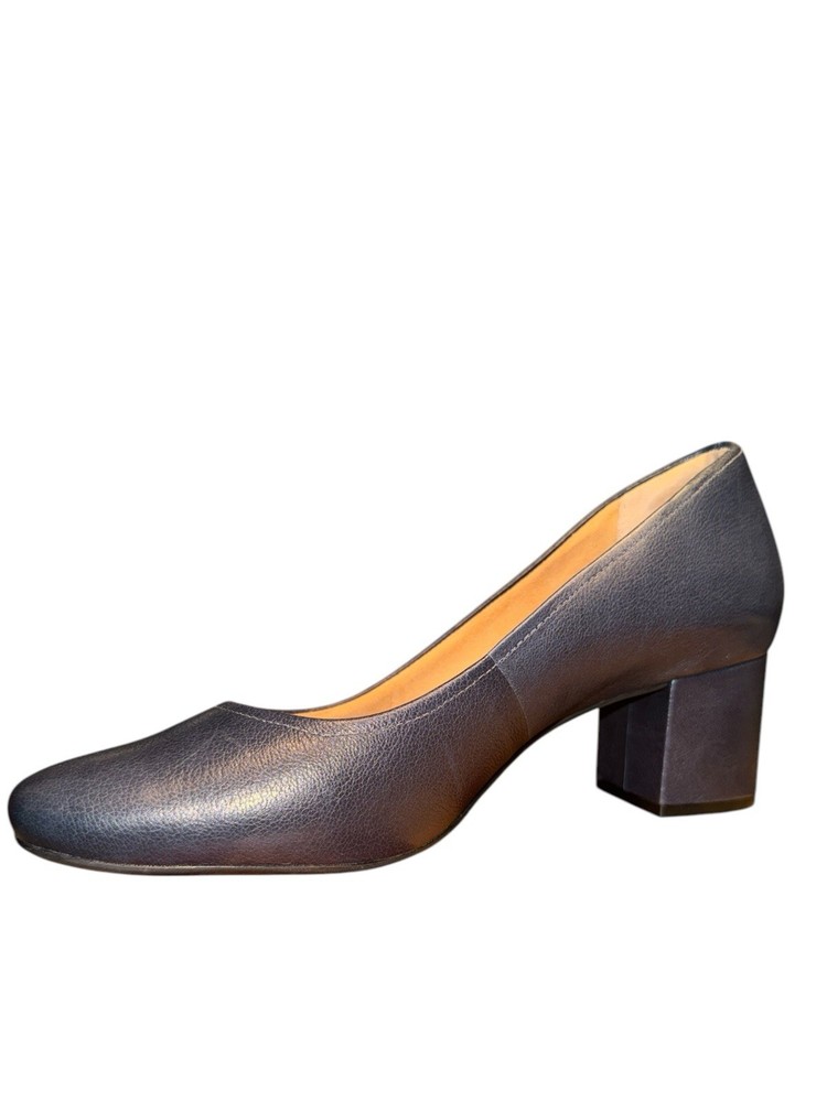 Brioso Navy Leather Mid Heel Pump with Removable Insole - Women's Size 11M