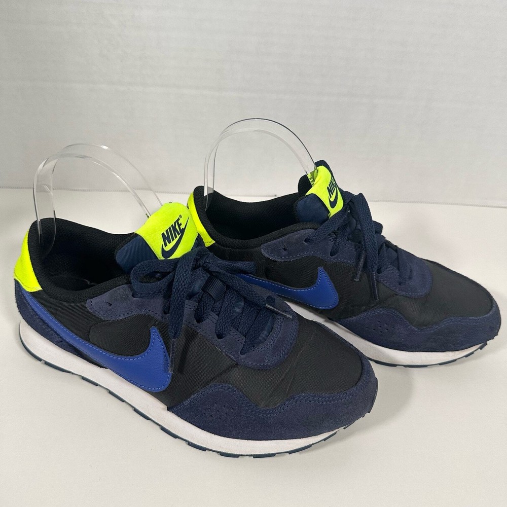 Nike Youth Kids Sneakers Blue MD Valiant Streetwear Athletic Shoes Size 4.5Y