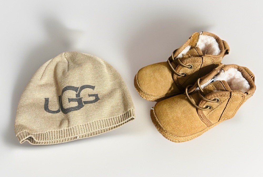 UGG Neumel Chukka Boot - Baby / Toddler - Chestnut Size 2/3 & Beanie Brand New