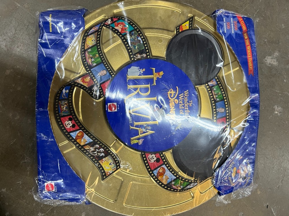 5Star-TD Wonderful World of Disney Trivia Board Game - 41178