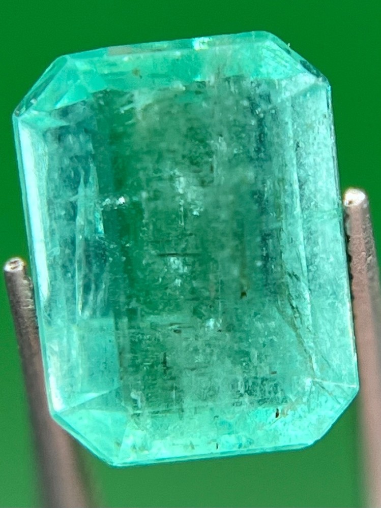 1.44 Ct Natural Mint Green Emerald – Emerald Cut Loose Gemstone 7.96 x 6.21 EM60