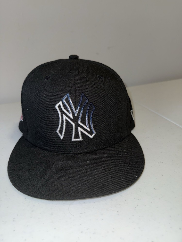 Mens New Era Black New York Yankees Gradient Feel 5950 Fitted Hat 7 3/8
