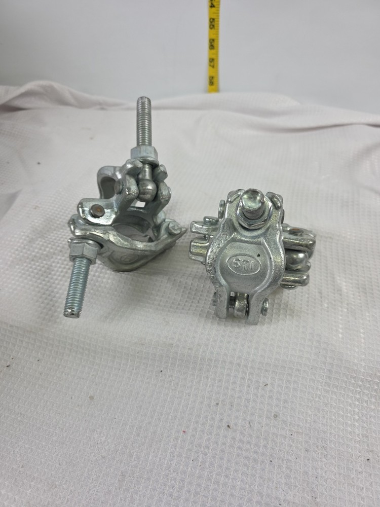 Steel Scaffolding Double Coupler Clamp for Pipe Grip Hardware-image