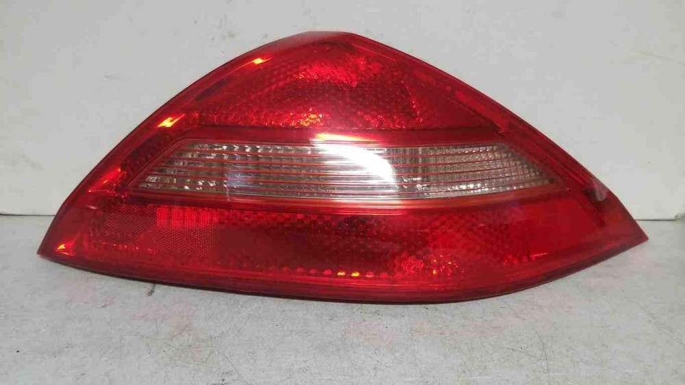 03-05 Honda Accord Coupe Passenger Right Tail Light Assembly RH  