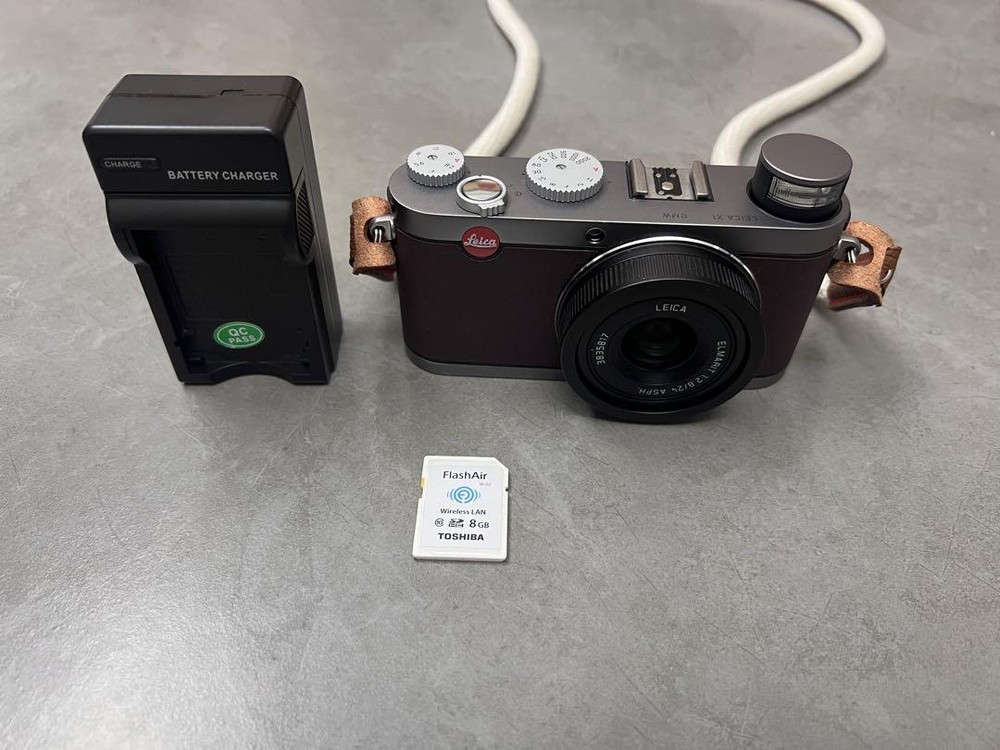 Leica X1 BMW Edition Compact Camera with Stylish Design