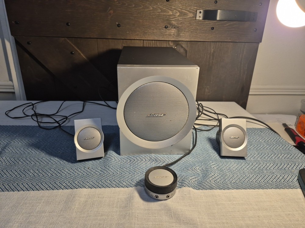 Bose Companion 3 Series I Multimedia Speaker System w/ Subwoofer Tested