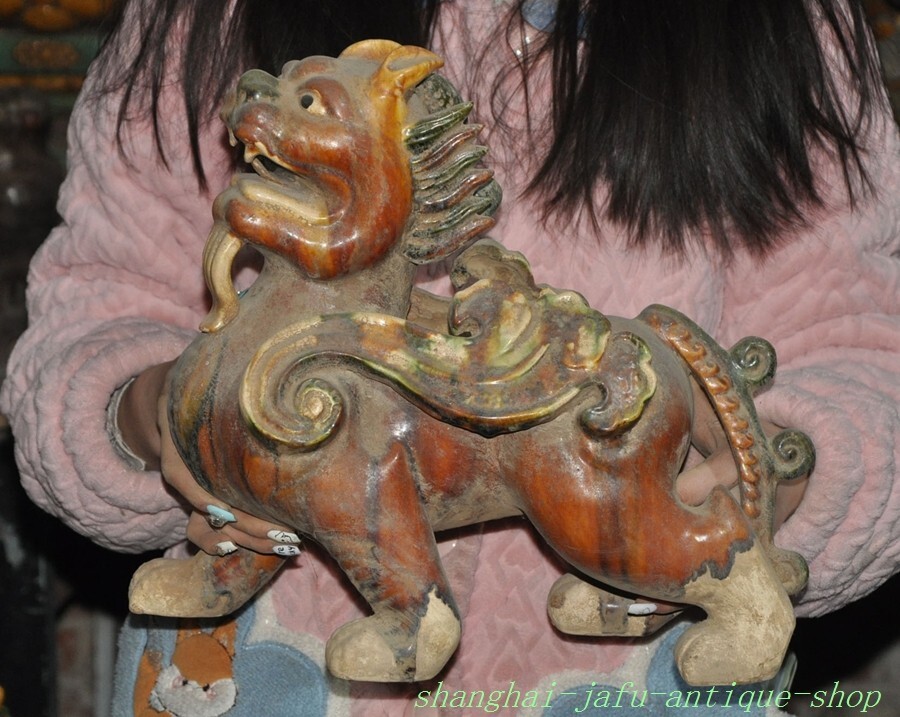 China Tang sancai porcelain Pixiu statue symbolizing wealth and bravery