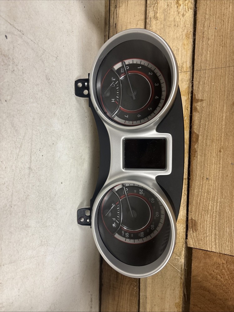 2011 Dodge Journey Speedometer 162,867 MILES Instrument Cluster CR-0041-001