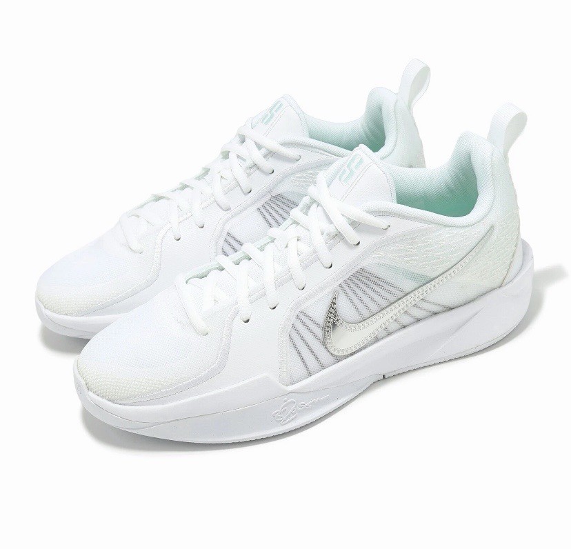 Nike Sabrina 2 White Noise FQ2174-101 Women’s Size 10 / Men’s Size 8.5