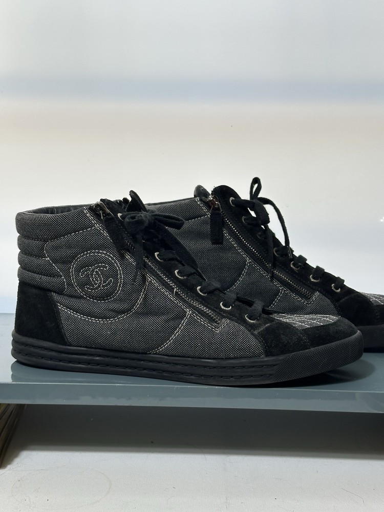 Vintage CHANEL 90s High Top Sneakers Gray EU 43