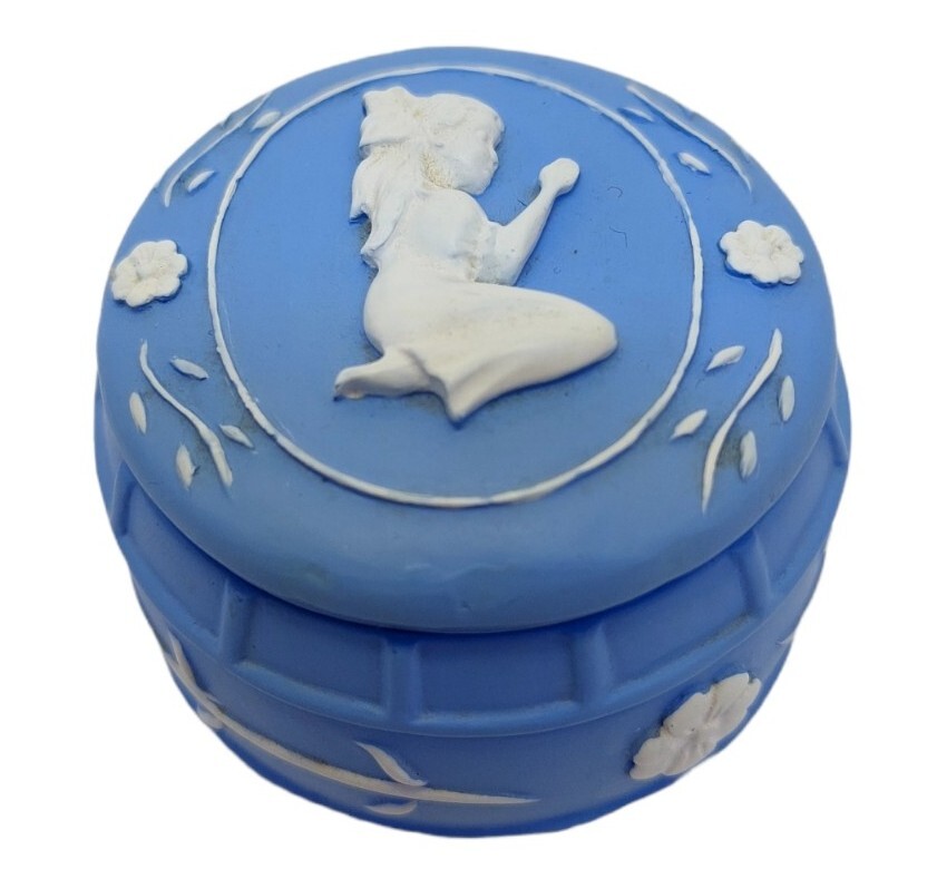 Blue and White Trinket Box with Praying Girl and Floral Border 2 Inch