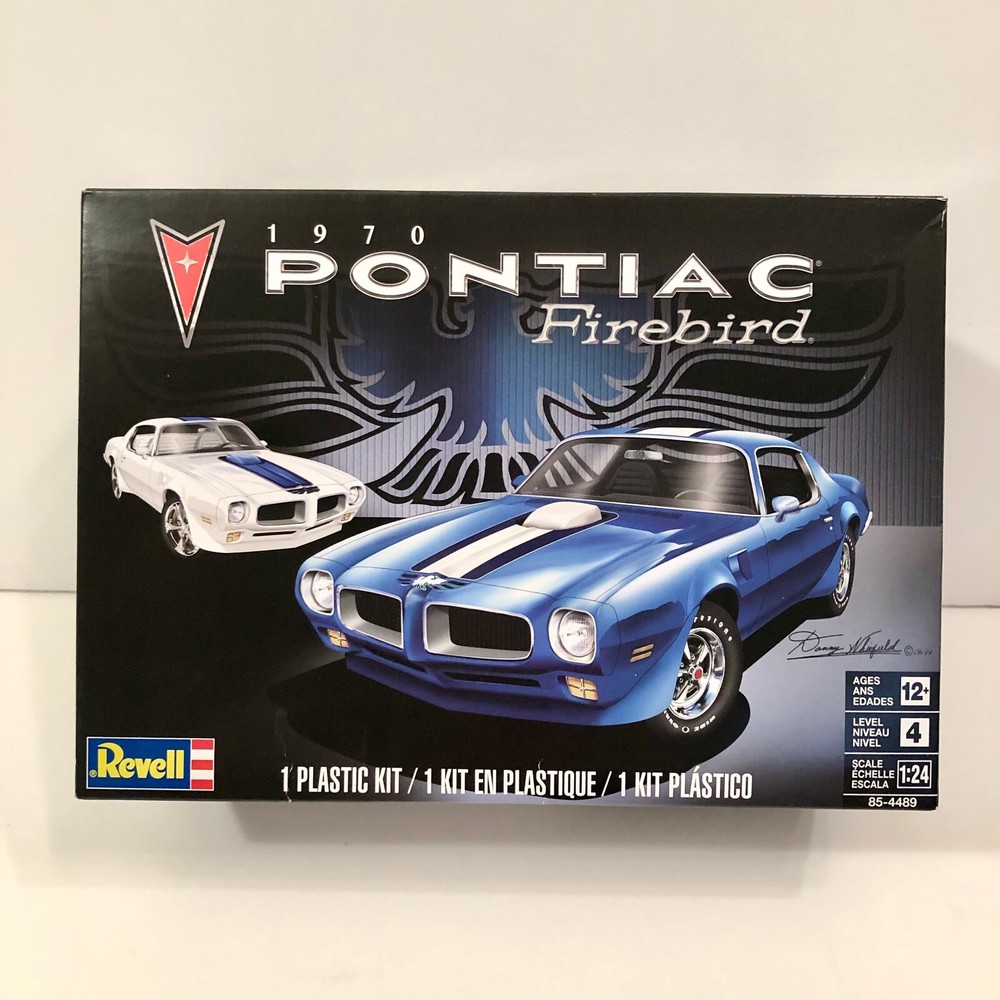 Revell 1:25 1970 Pontiac Firebird Model Car Kit #85-4489