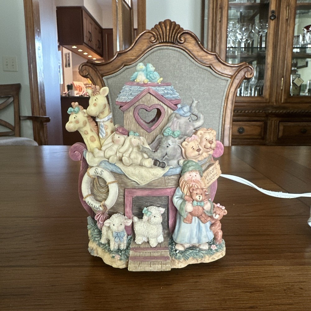 NIB San Francisco Music Box Company Noah's Ark Music Box W/Nightlight