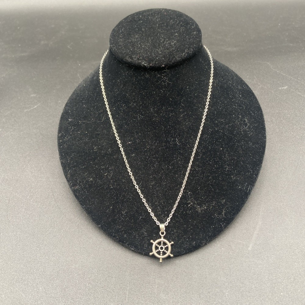 Silver-Toned Nautical Wheel Helm Necklace 0704262