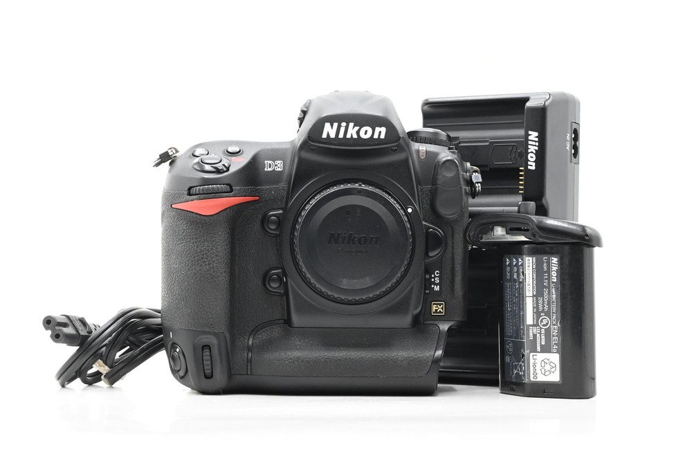 Nikon D3 12.1MP Digital SLR Camera Body #936