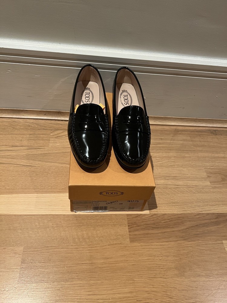 Tod's Gommino Patent Driving Shoes Leather Loafers Shoes, Size EU 40.5