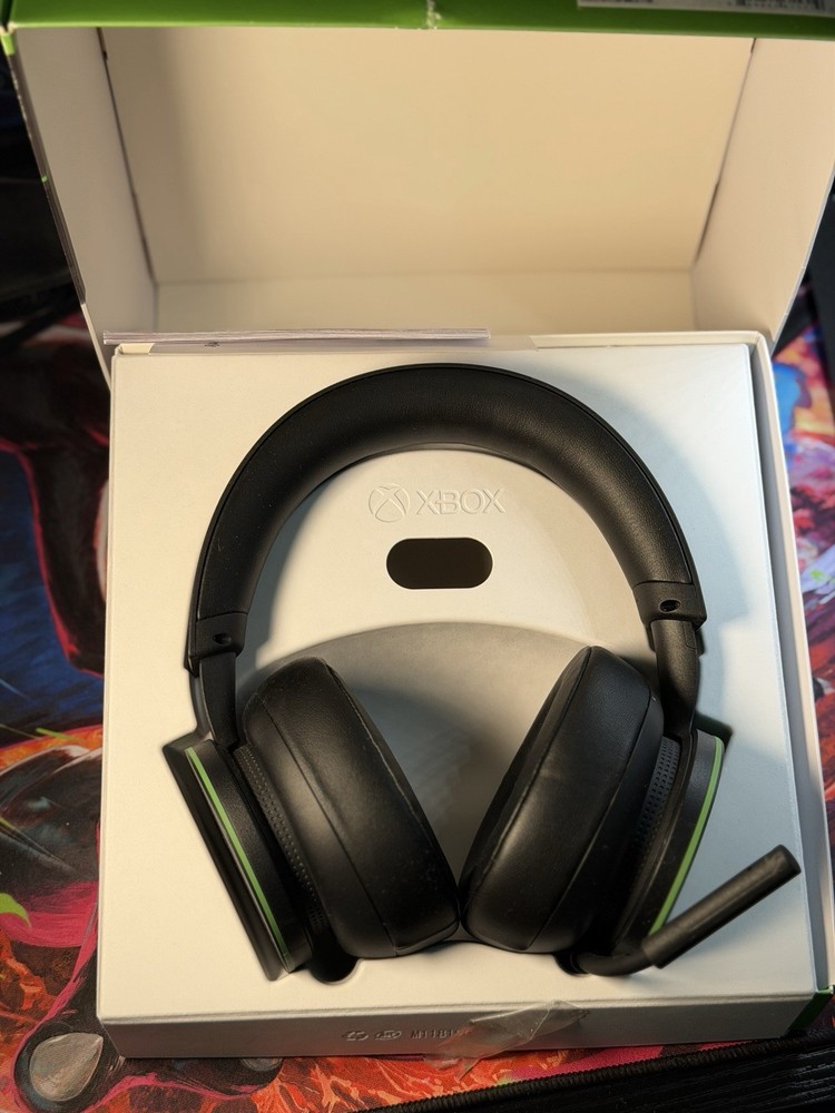 Microsoft Xbox Wired Headset Xbox Series X|S  Xbox One Windows- Black Model 1984