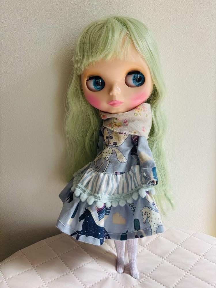 Blythe doll cream cheese and jam snack in pastel purple #da56e0