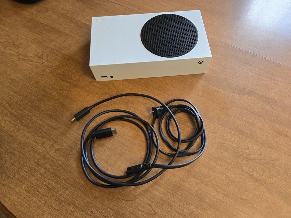 Xbox Series S With Original Cables (See Description)